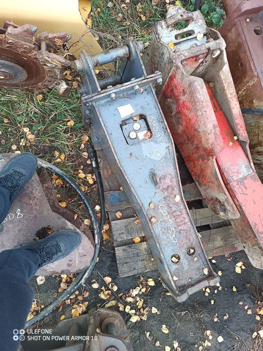 Młot hydrauliczny wyburzeniowy do koparki waga około 260kg