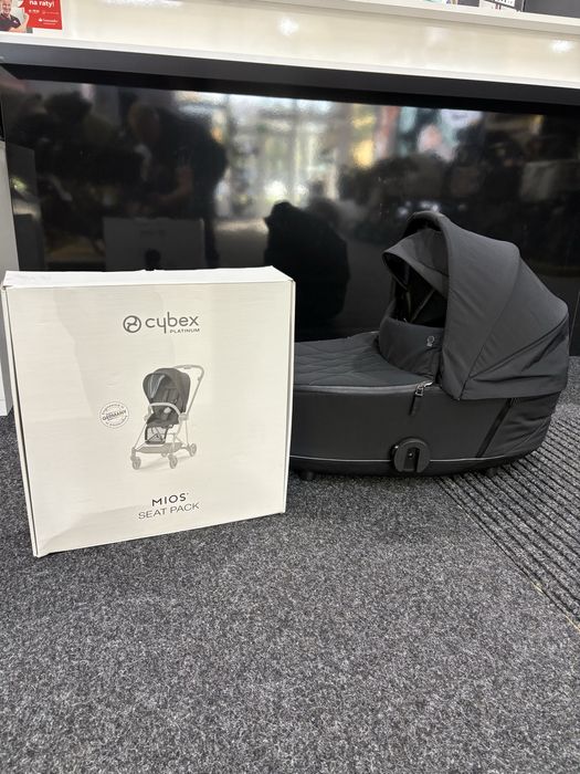 Cybex Mios 2.0 gondola i seatpack w kolorze Deep Black