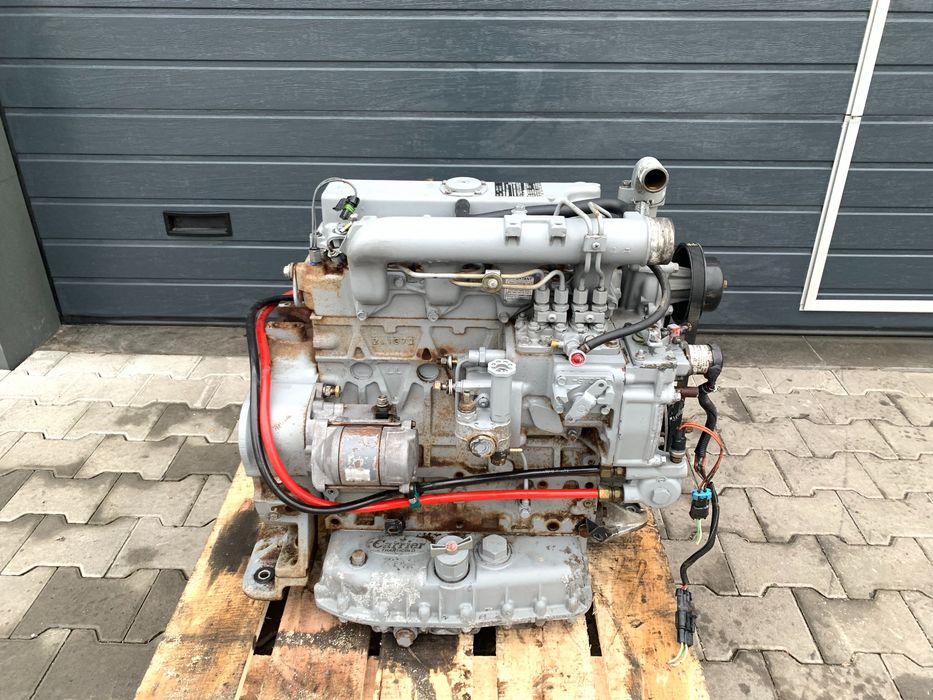Дизельний двигун Kubota V2203 DI
