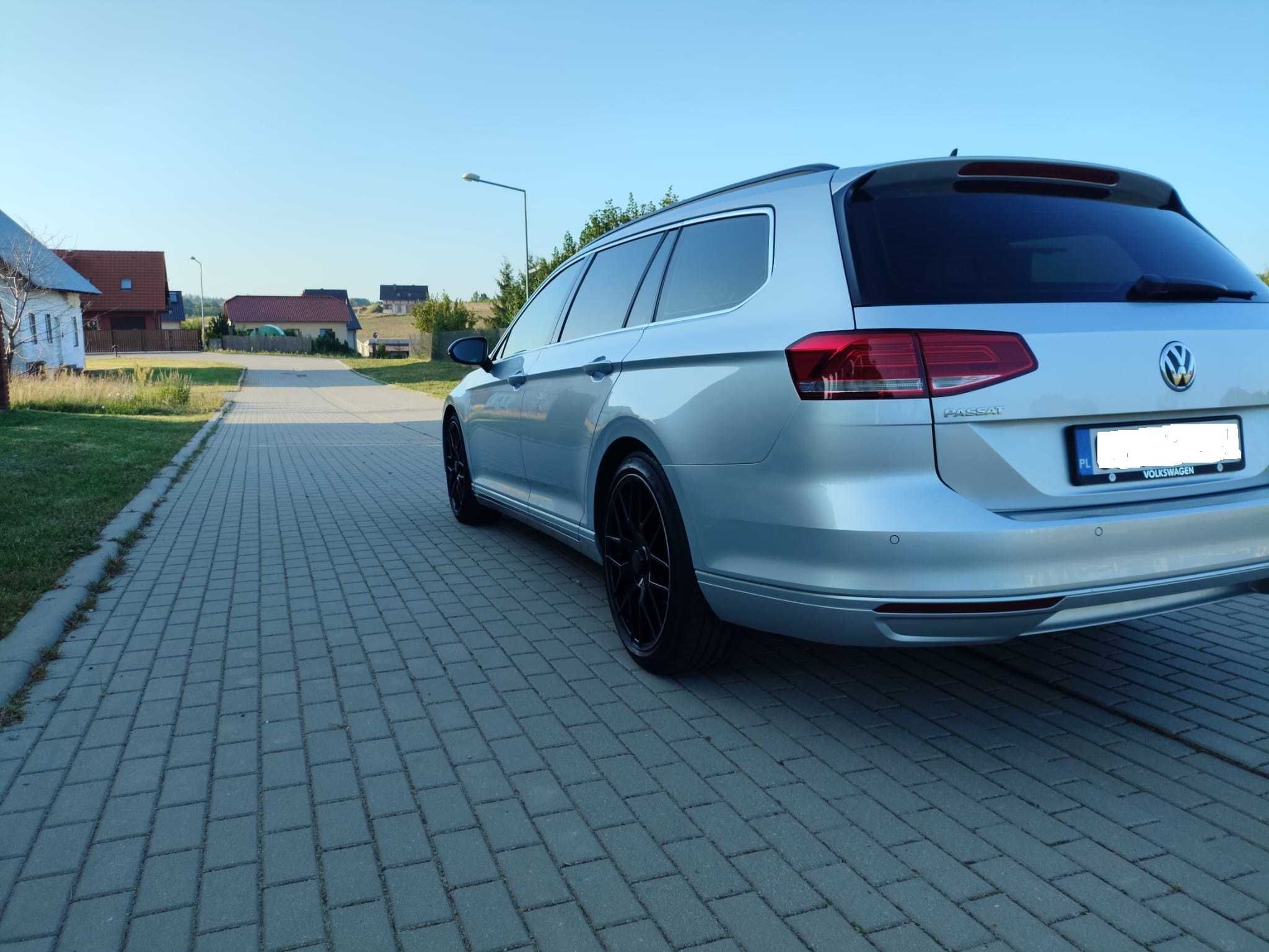 Volkswagen Passat B8 2.0 TDI,  DSG, Niski Przebieg, BEZWYPADEK, MATRIX