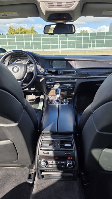 Sprzedam BMW 750 Li
