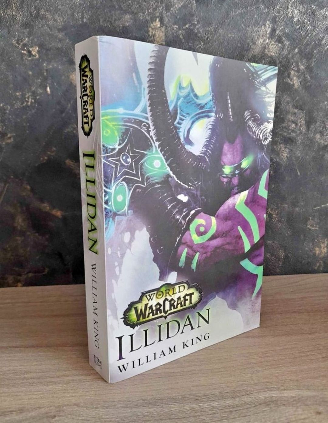 Livro Illidan: World of Warcraft - Muito Bom Estado