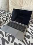 Apple macbook a1708 uszkodzony