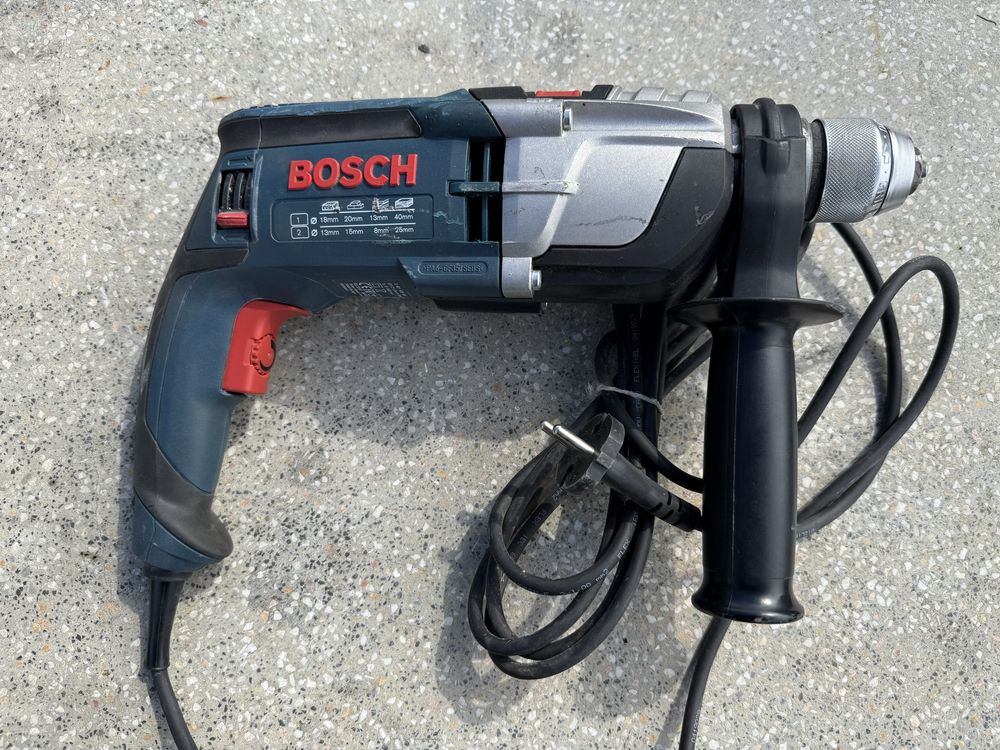 Bosch Berbequim de percussão Professional €100