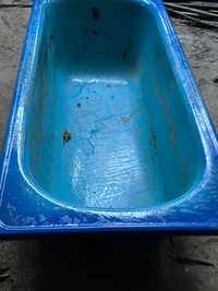 Banheira em ferro azul