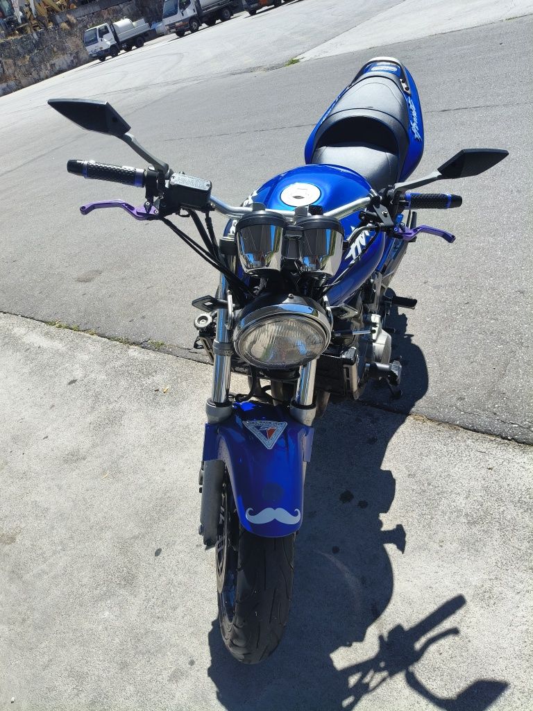 Honda hornet 600