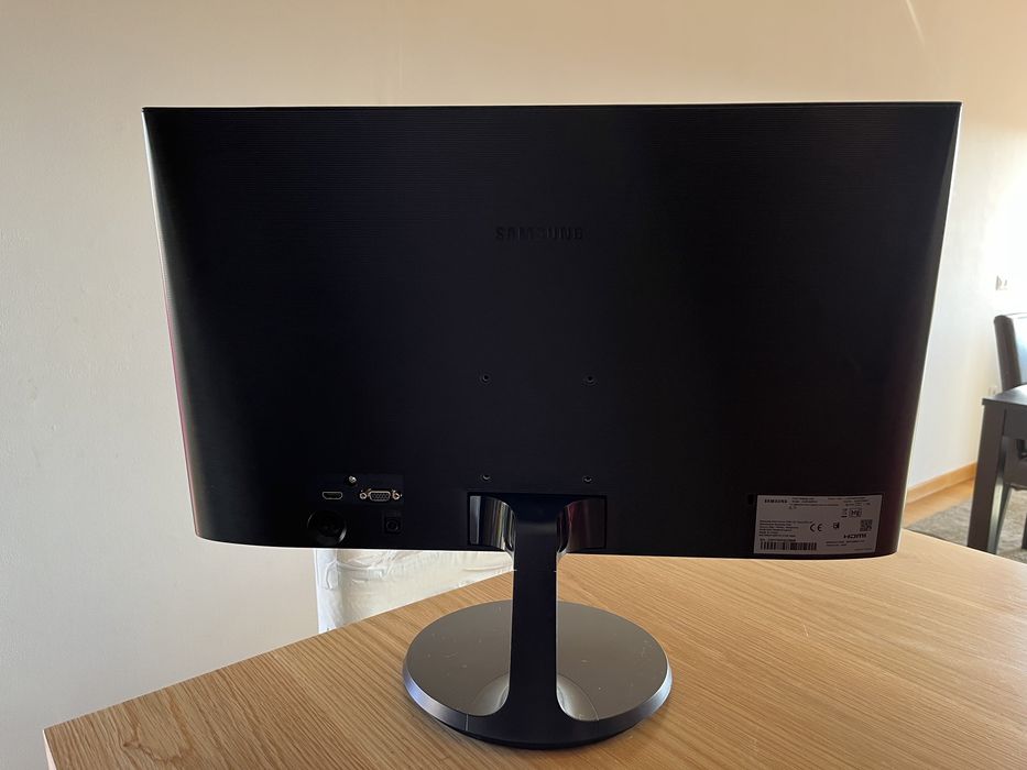 Samsung S24F350FHU 61 cm (24") 1920 x 1080 pixels Full HD LED Black