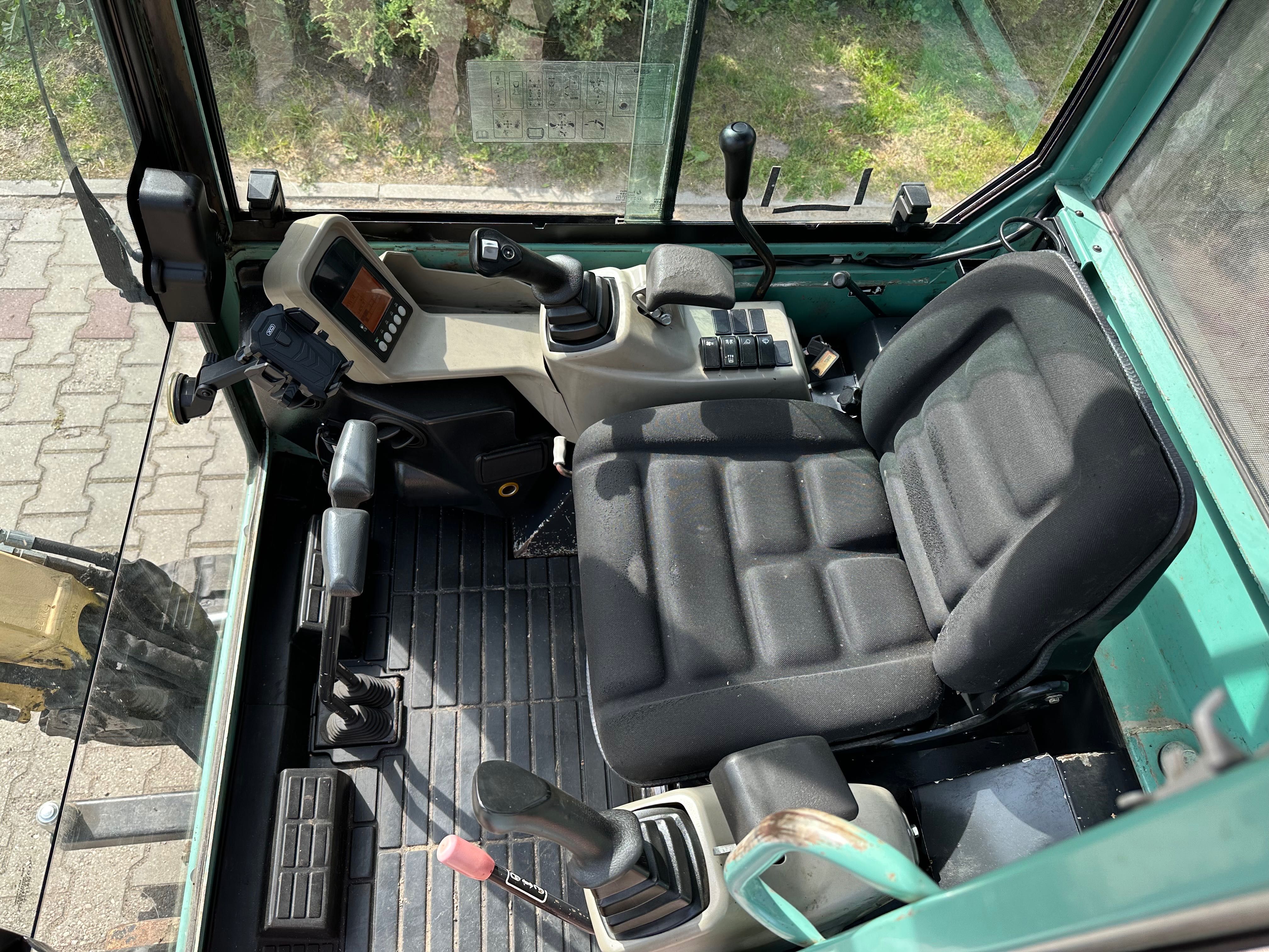 Minikoparka YANMAR 2014 rok w oryginale komplet 3 łyżek 1730kg + Linia
