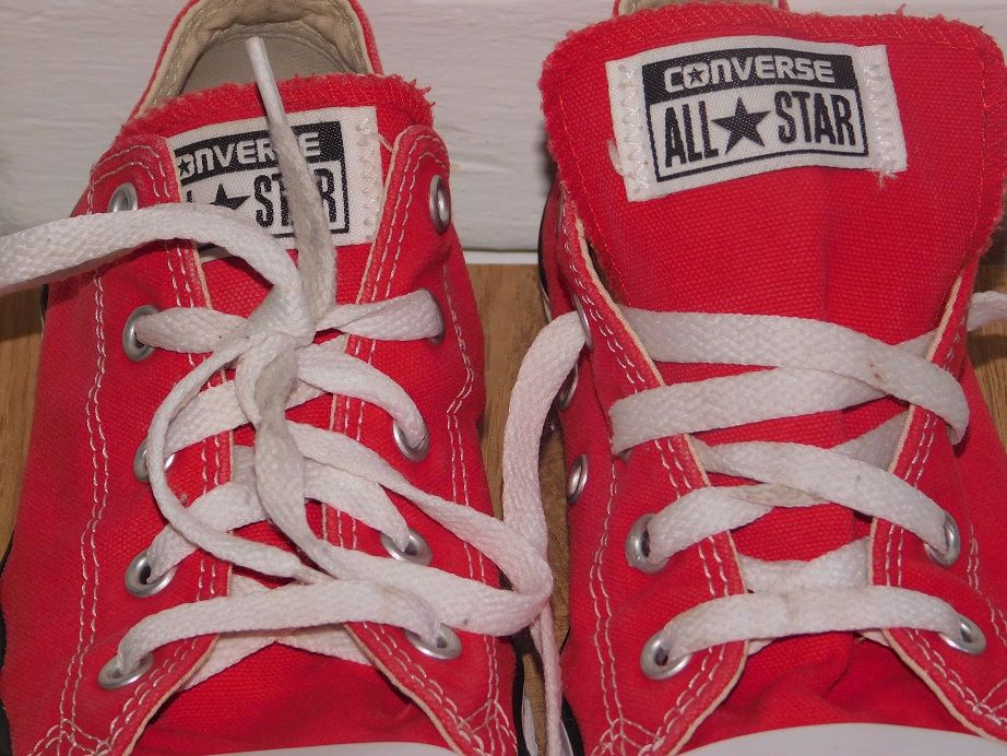 Czerwone tenisówki CONVERSE rozmiar 35