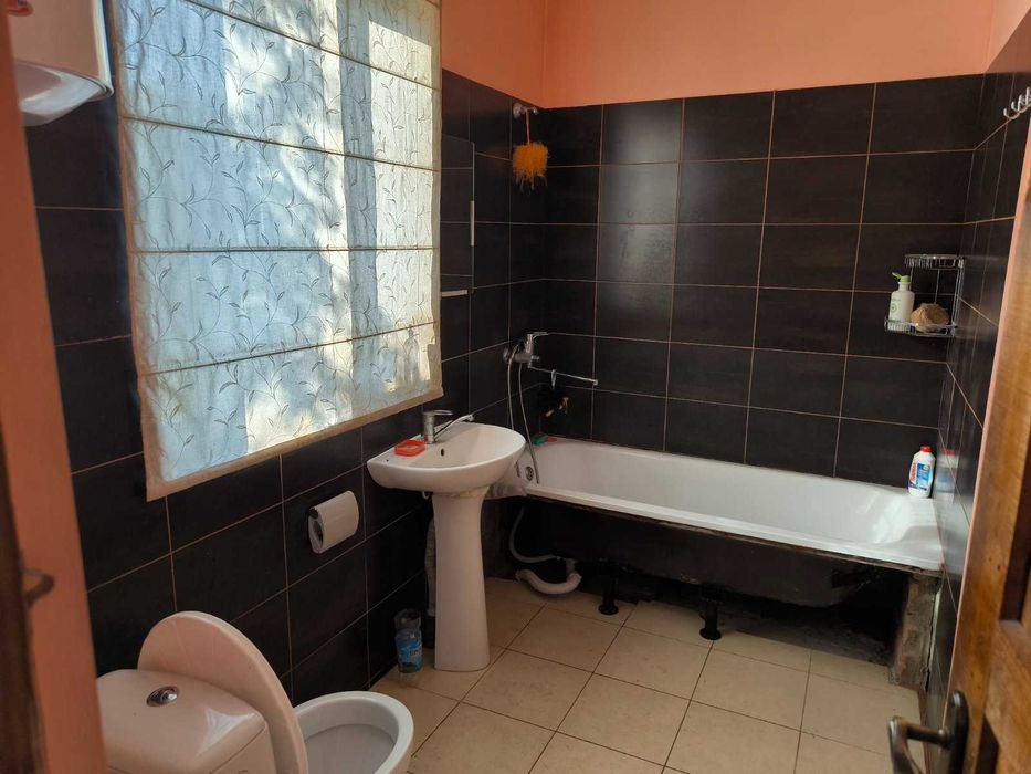 Продам виробничо  складську  базу пгт  Ріпки Чернігівської області