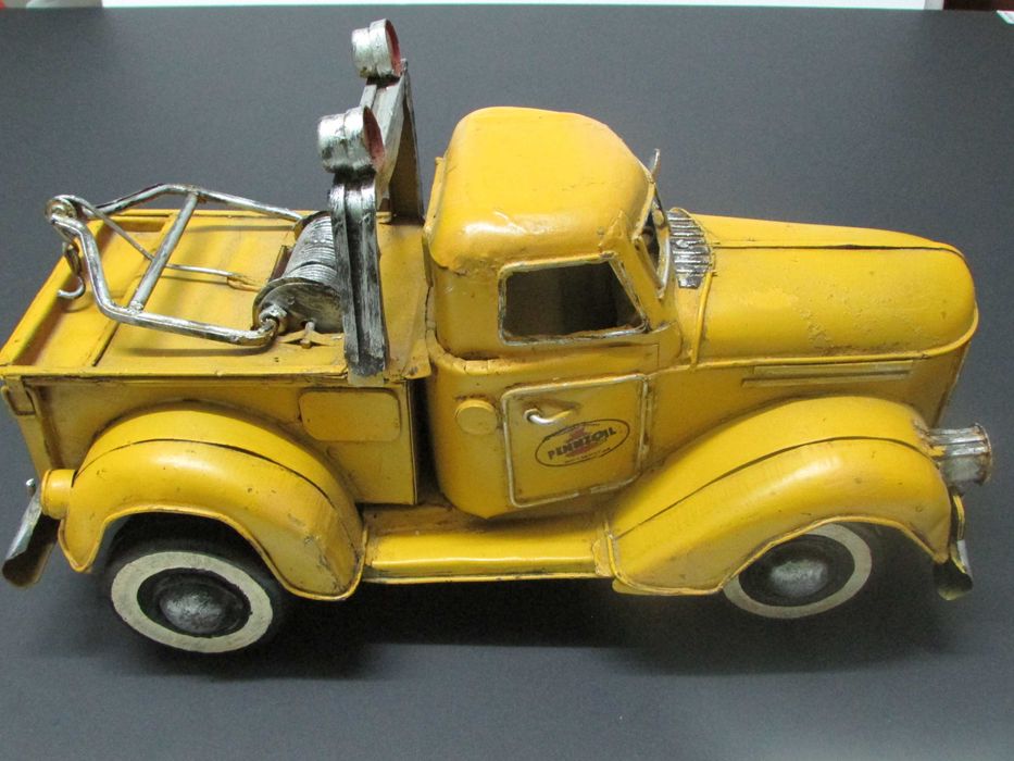 Carro antigo desempanagem - artigo artesanal feito em chapa (vintage)
