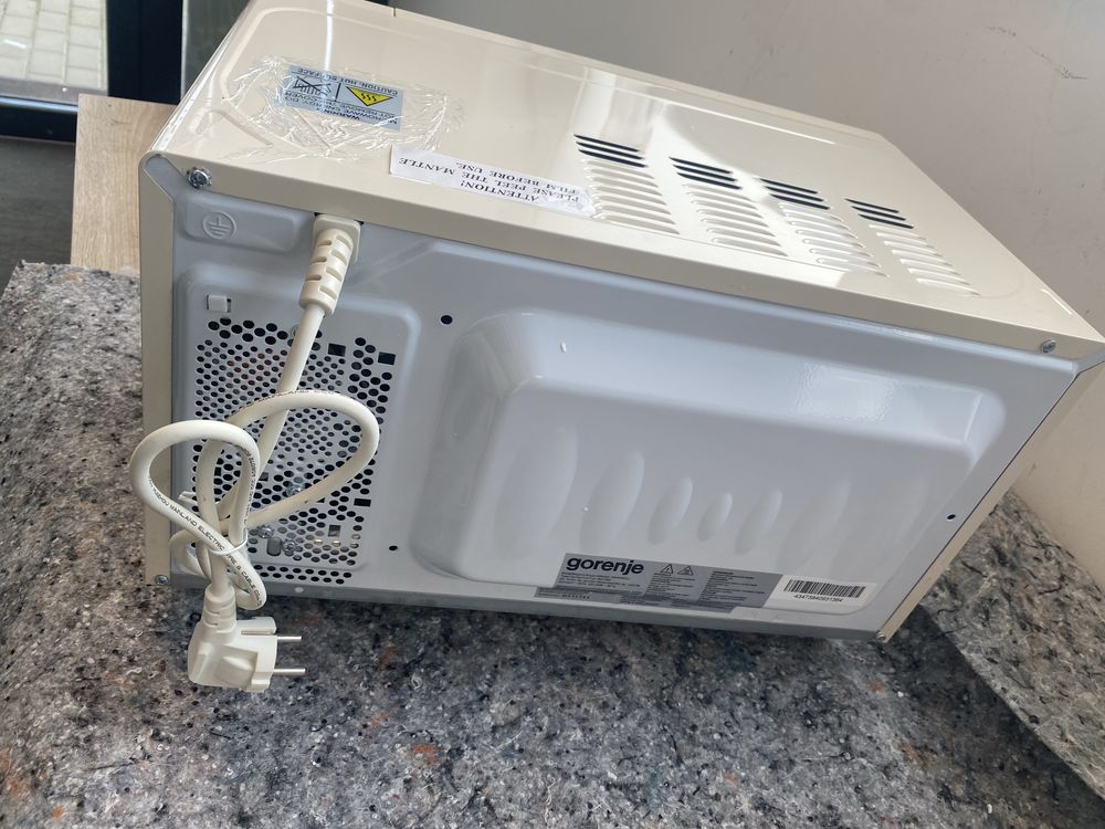 GORENJE MO4250CLI — стильна класика з грилем
