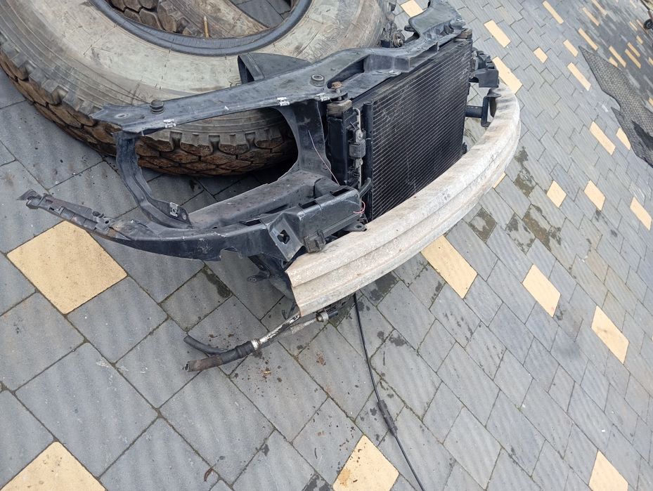 Установлена панель телевізор Пассат б5 дорест