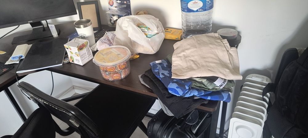 Mesa de escritório em L