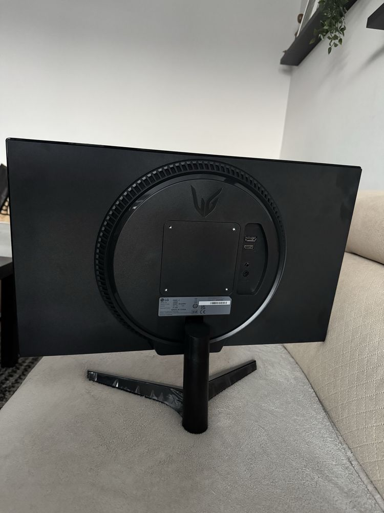 Monitor LG ultragear 24'