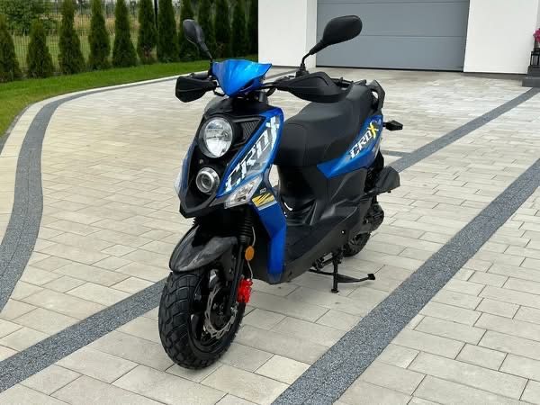 Sym Crox 2023r 50 4t bdb stan transport raty skuter FILM