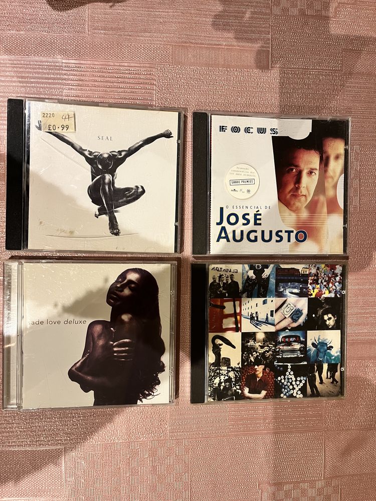 CDs música antiga e moderna