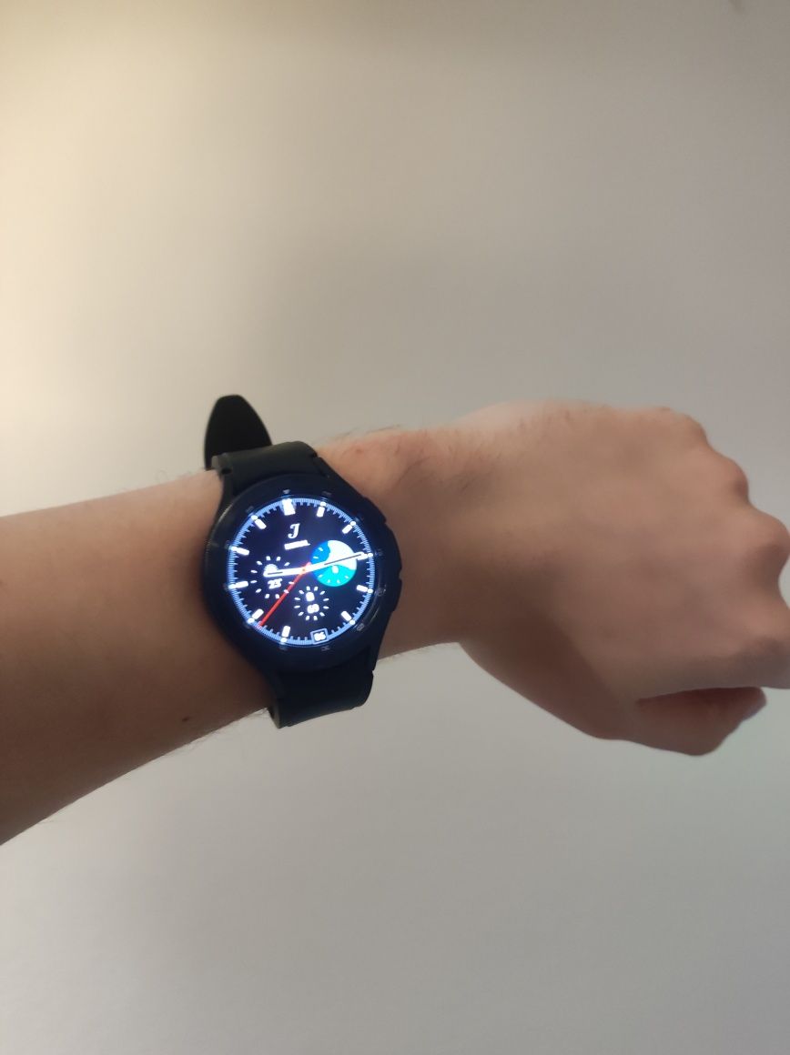 Samsung Galaxy Watch4 Classic