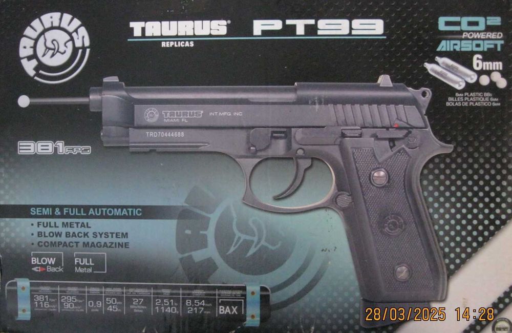 Іграшковий пістолет