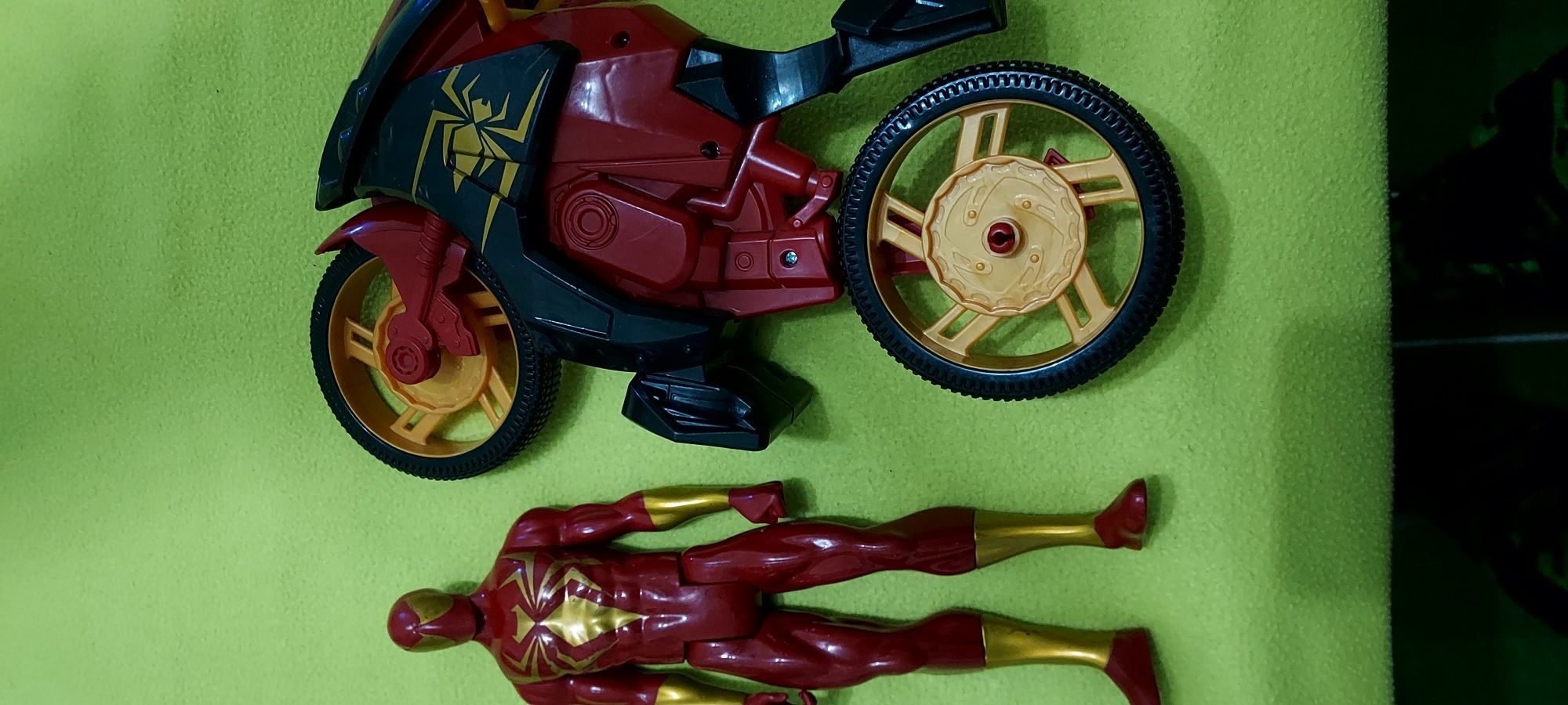 Vendo super herois