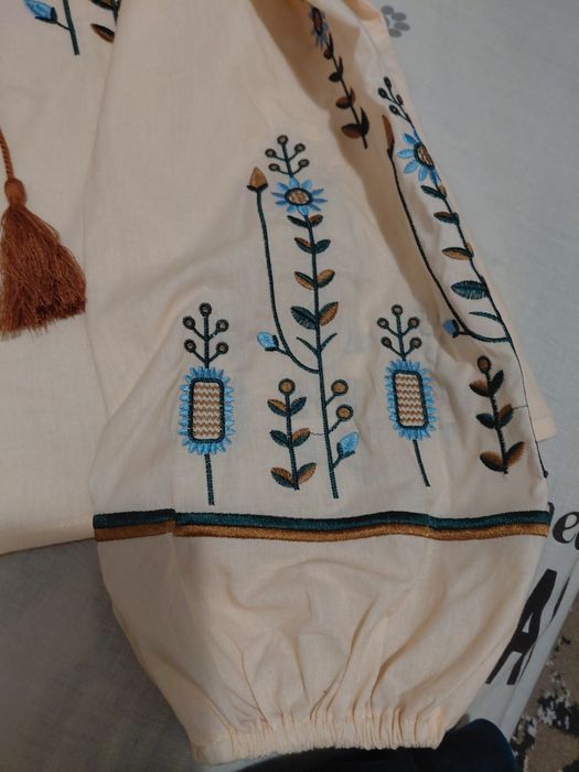 Продам вишиванку жіночу
