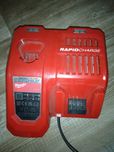 Ładowarka elektronarzędzi Milwaukee Rapid charge FC nowa