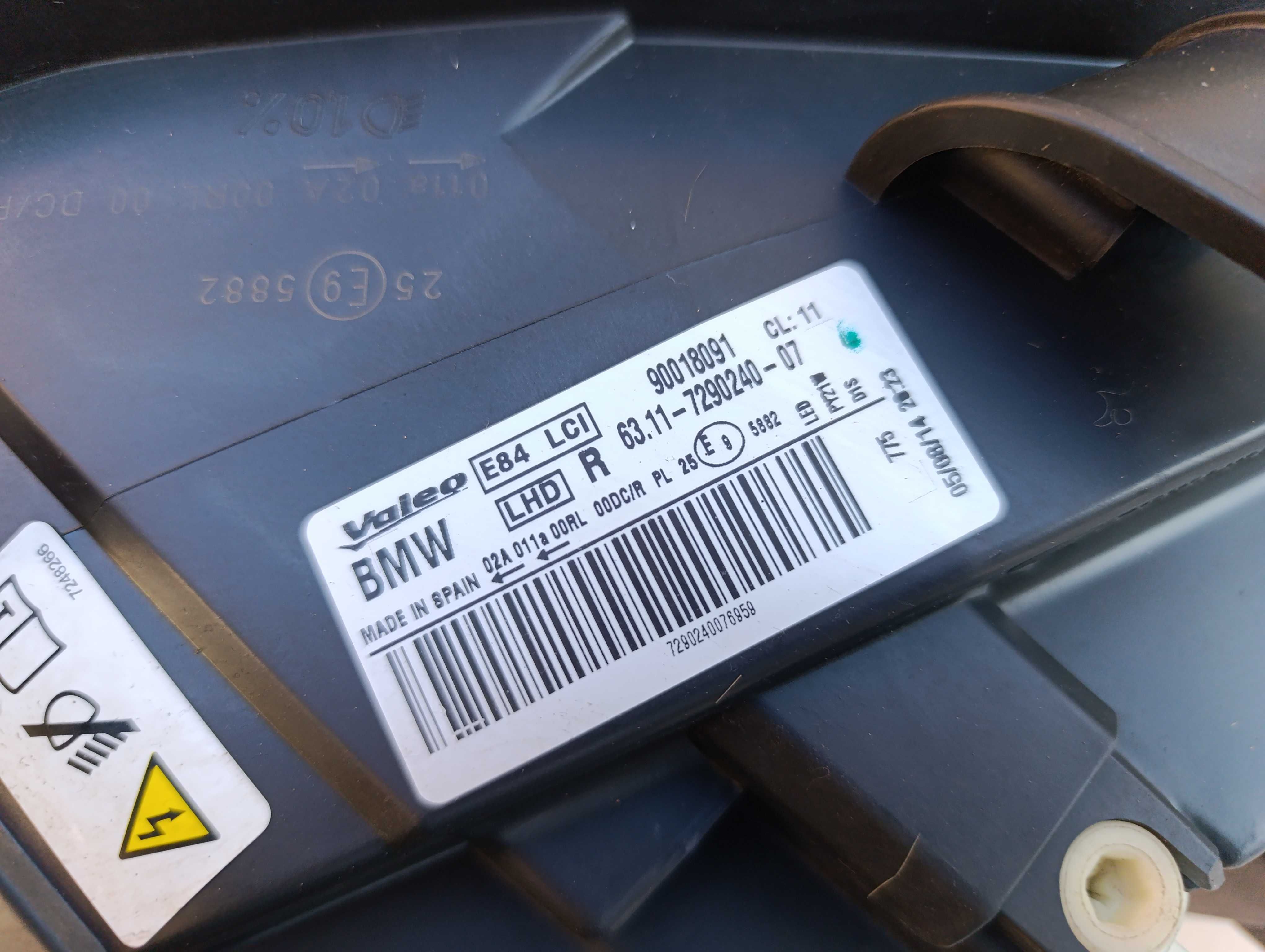 BMW X1 E84 LCI lampa prawa przód reflektor bi xenon led moduł oryg