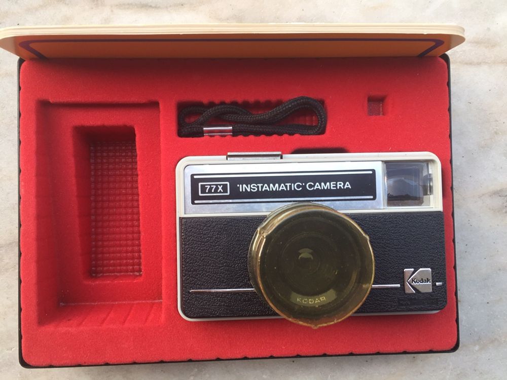 Máquina fotográfica Kodak Instamatic 77-x