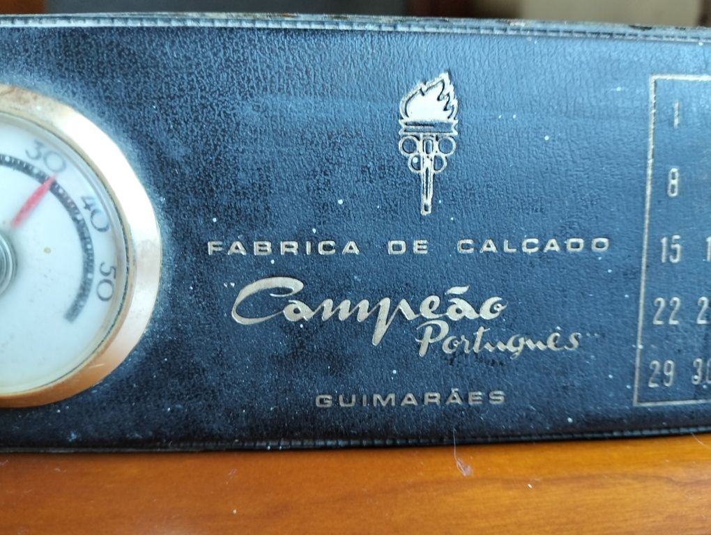 Antigo termômetro Fábrica de Calçado Campeão Português - Guimarães