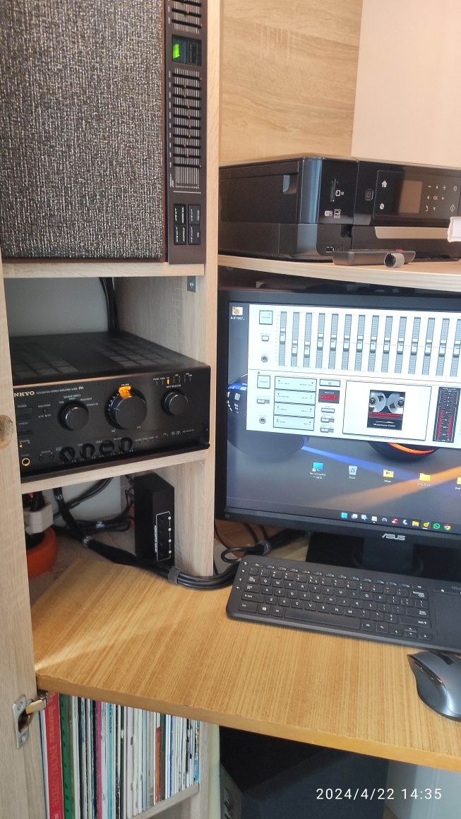 Wzmacniacz Onkyo A-922 midi. W pełni sprawny.