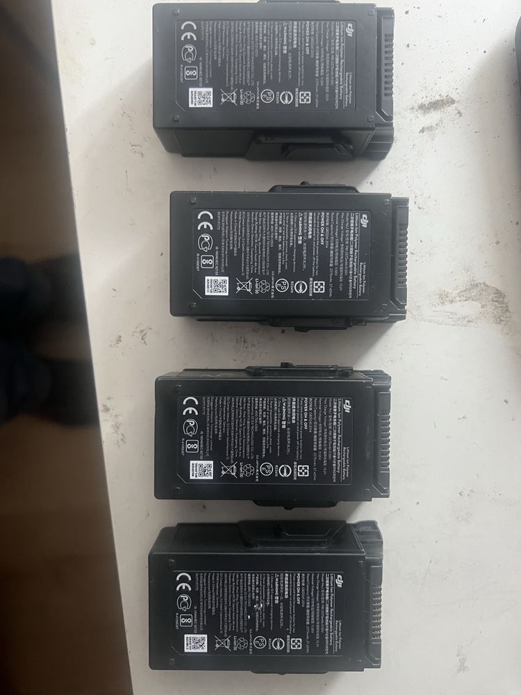 Dji mavic air 1  baterie 20 do 30 cykli