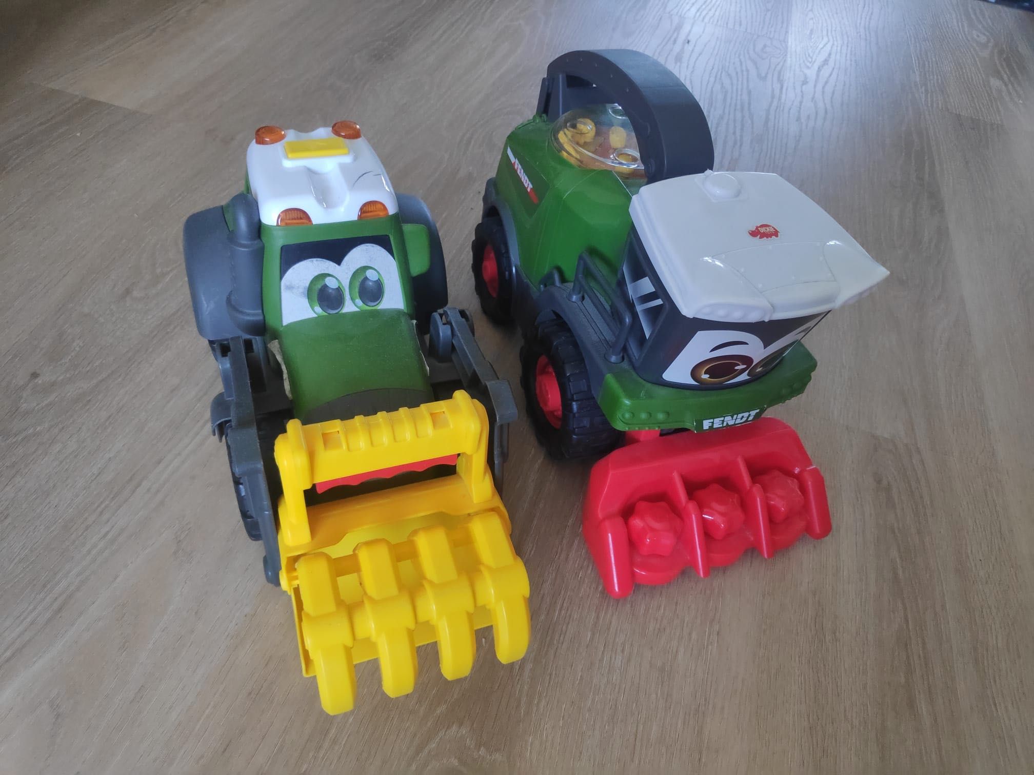 Fendt - Traktor spychacz i kombajn