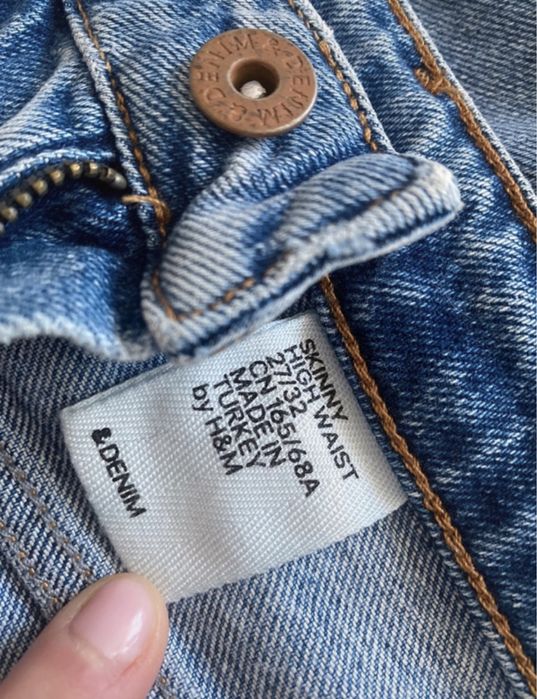 Jeansy spodnie z dziurami h&m z wysokim stanem