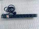 Listwa LANBERG PDU-06E-0200-BK 1U 16A (2 m) Czarny