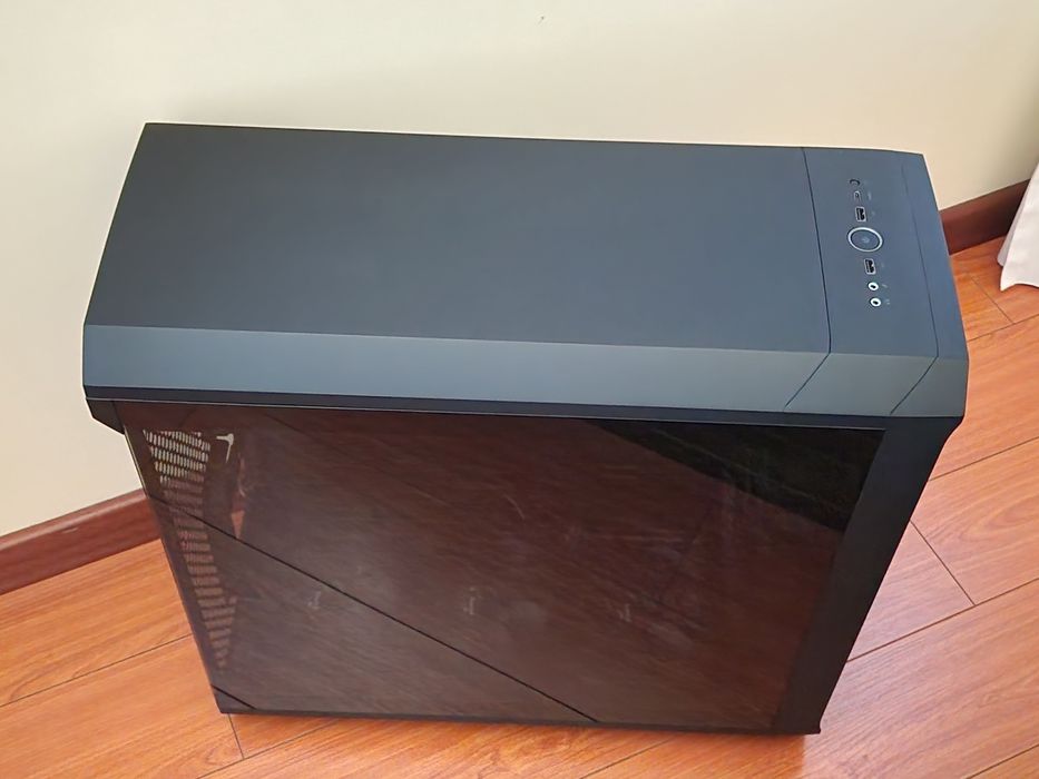 Caixa PC Fractal Torrent E-ATX Preta TG Dark Tint