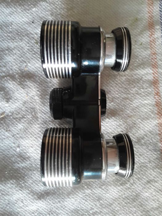 Binóculos de teatro antigos