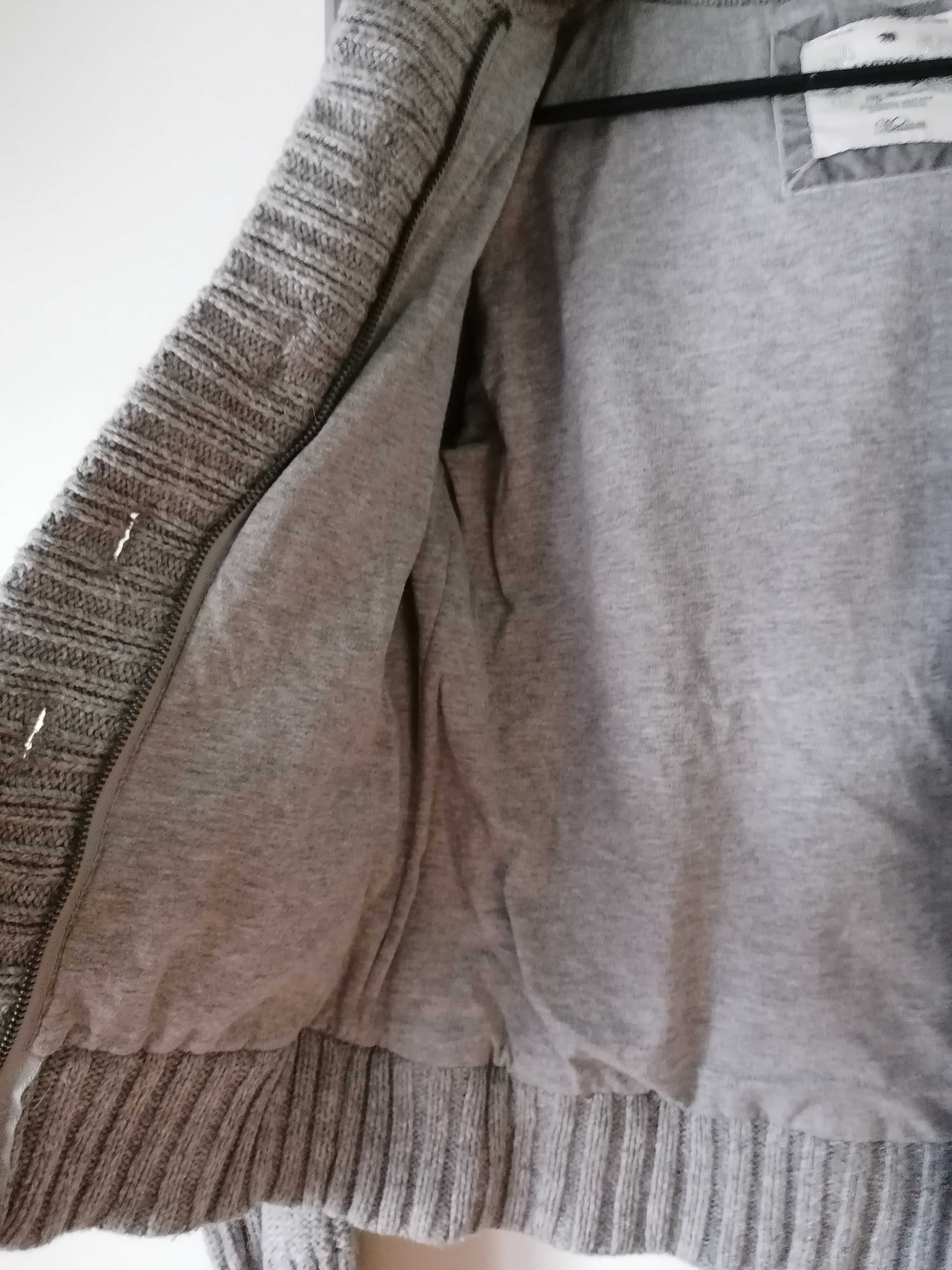 Bluza sweter dziewczęcy wełniany na podszewce 140/146