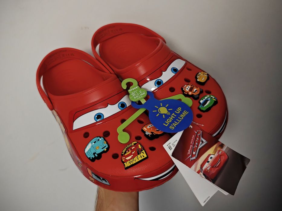 Klapki Chodaki Crocs McQueen świecące nowe, r. 42-43 ORYGINALNE