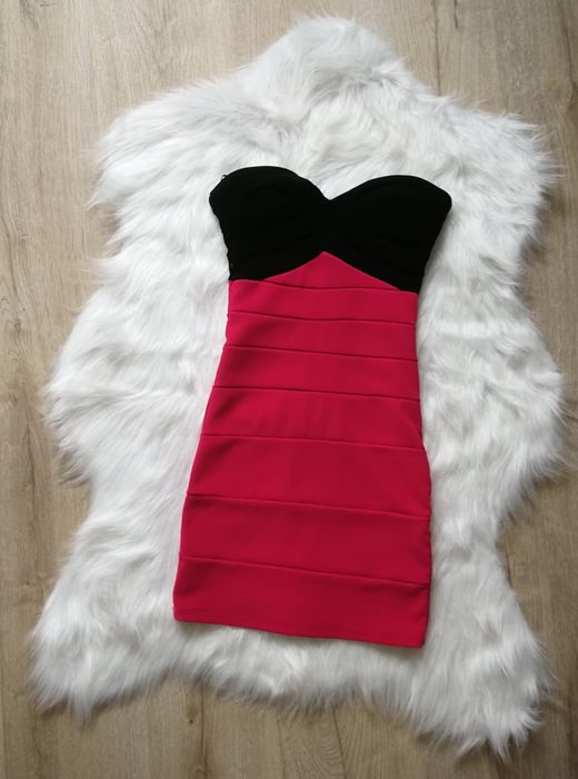 Bandażowa sukienka Tally Weijl XS