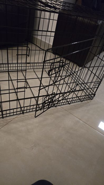 Pet crate / caixa de transporte para cães