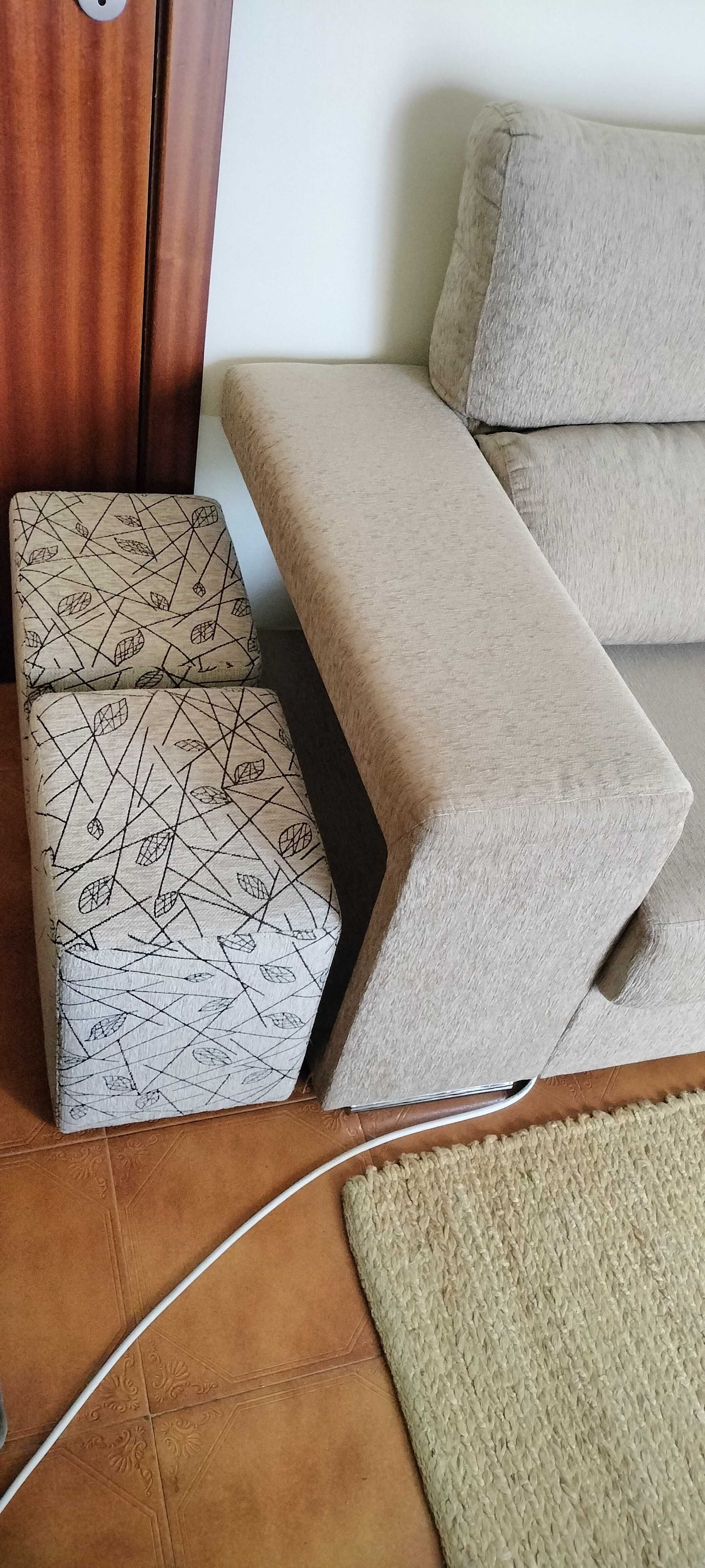 Sofá chaise longue beje