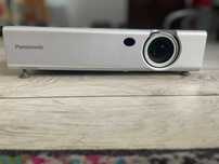 Projektor LCD Panasonic PT-LB10NTe