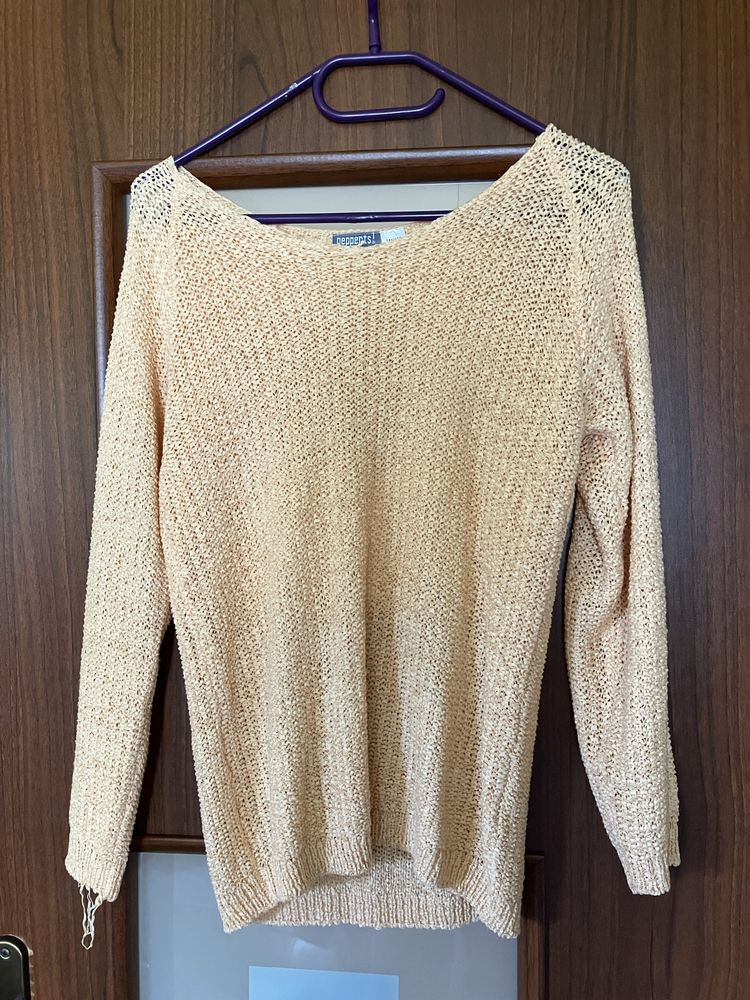 Pomaranczowy sweter 146