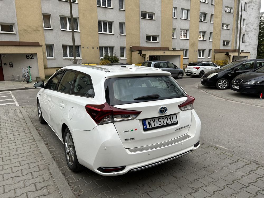 Toyota Auris Hybrid Lpg