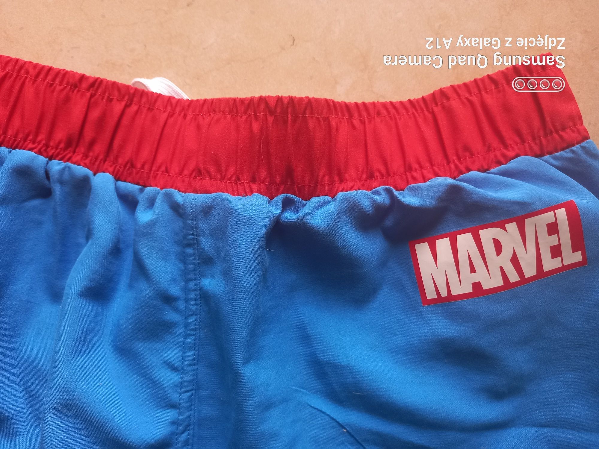 Cropp szorty spodenki krótkie kąpielowe Nowe niebieskie Marvel Kapitan