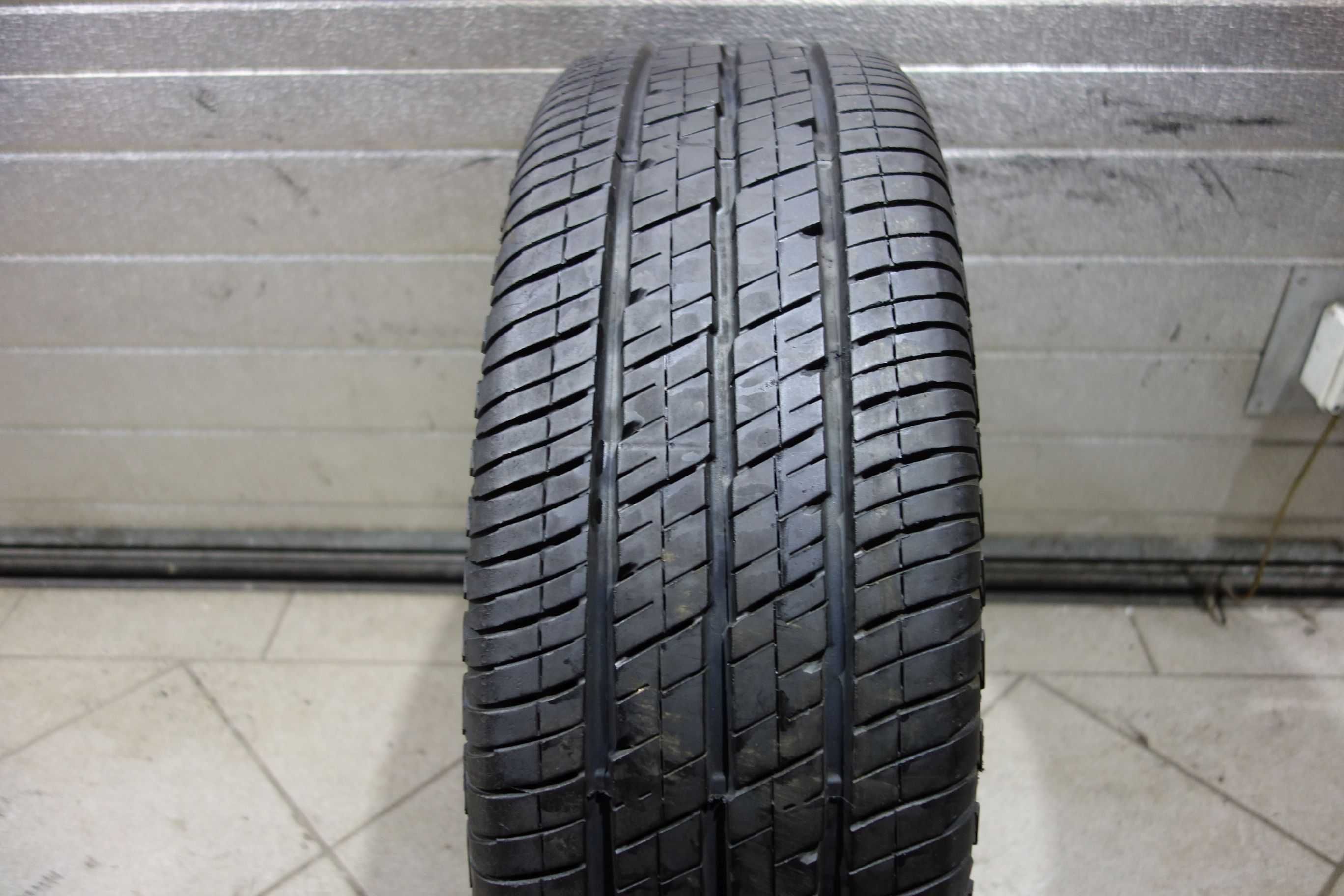 215/65R15C Opona letnia używana Continental Vanco 2 8,5mm (B8)