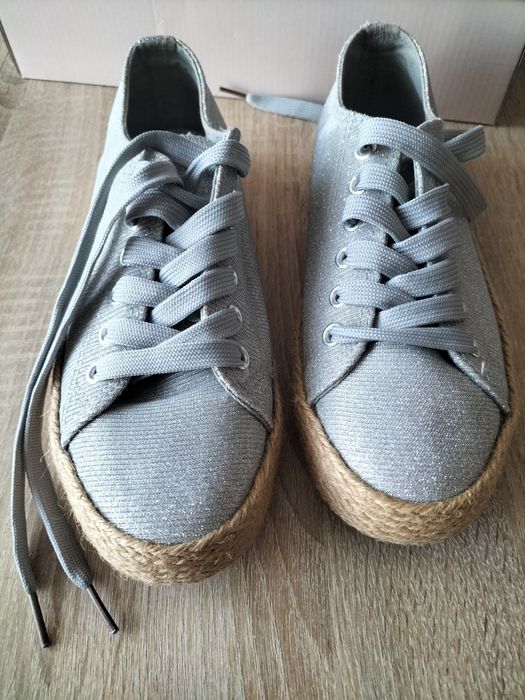 Buty trampki r.38 za 10 zł