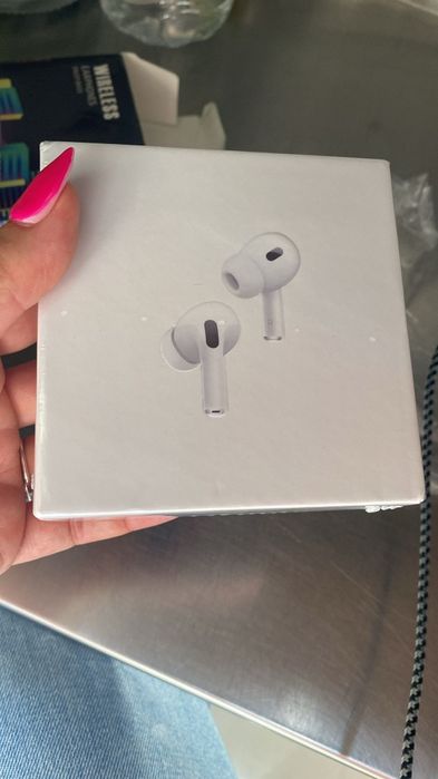 Airpods Pro2 Novos selados 

• Entrega