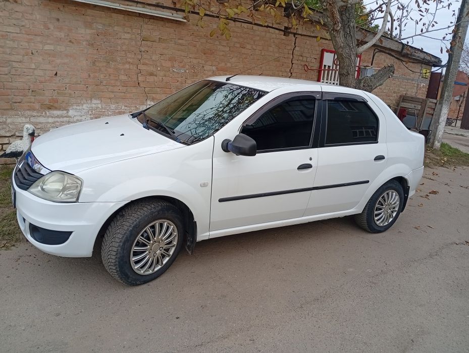 Рено Логан 1.4 газ бензин