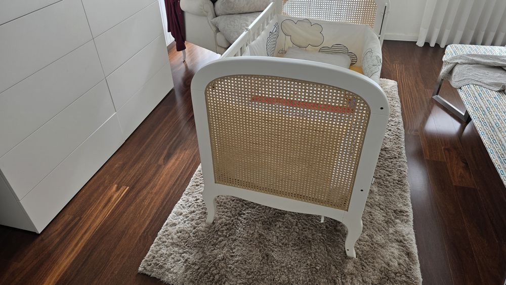 Cama de grades bebé/criança